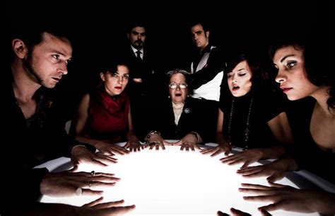 Define seance - séance translate: （设法同亡灵沟通的）降神会. Learn more in the Cambridge English-Chinese simplified Dictionary. 